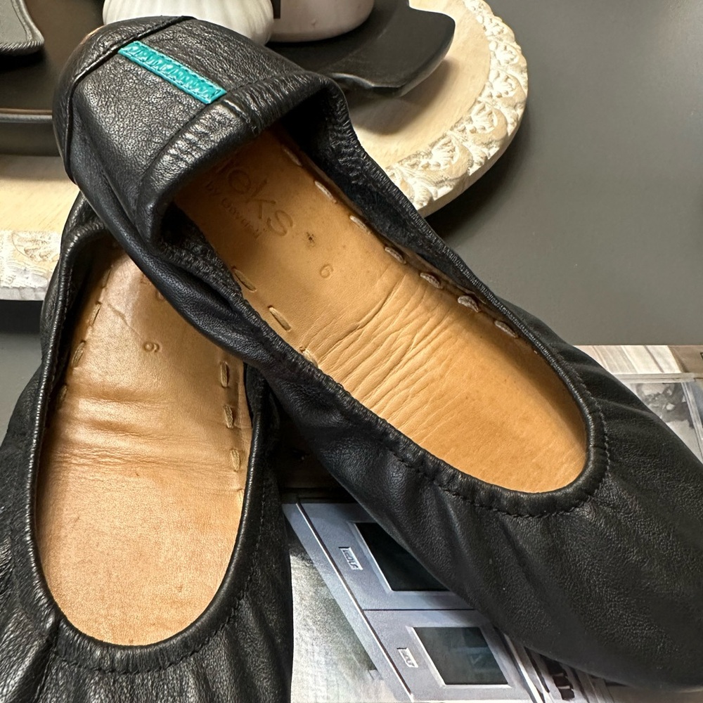Tiek Size 6 Black